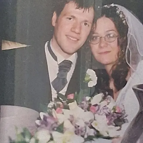Simon and Michelle on their wedding day in 2002